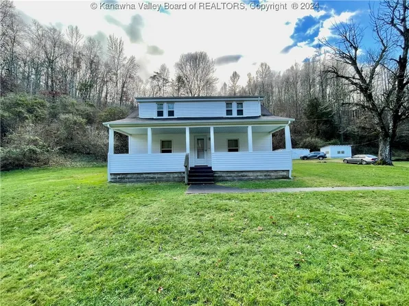 1521 Big Creek Rd, Wayne, WV 25570