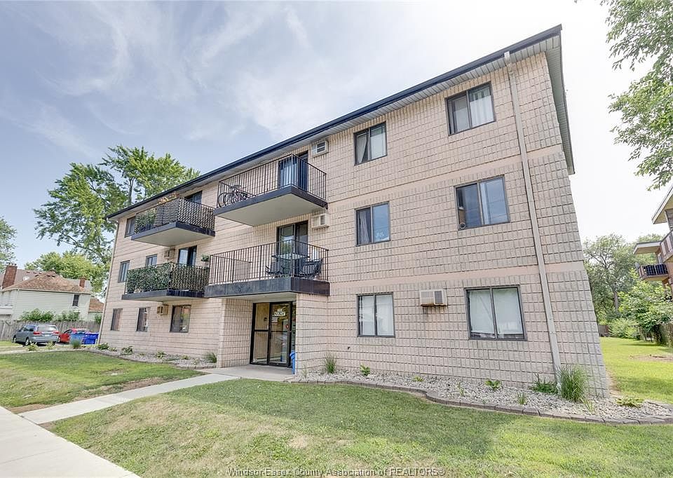 1st image of 3355 Sandwich St #104