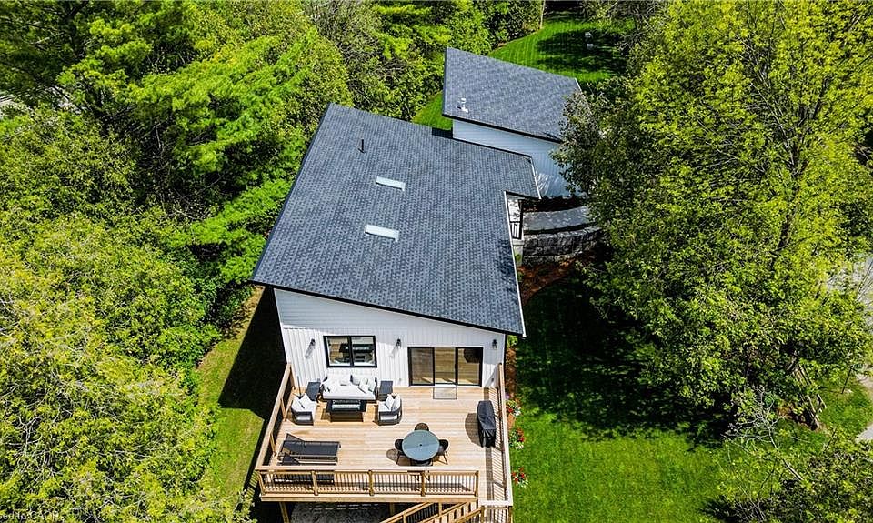 1st image of 1071 Rivers Edge Dr