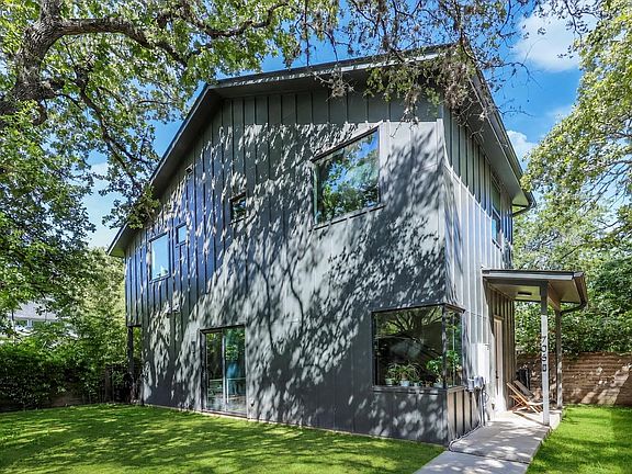 5th image of 706 Valdez St #2