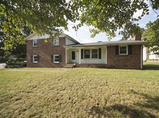 2654 Edge O Lake Dr, Nashville, TN 37217