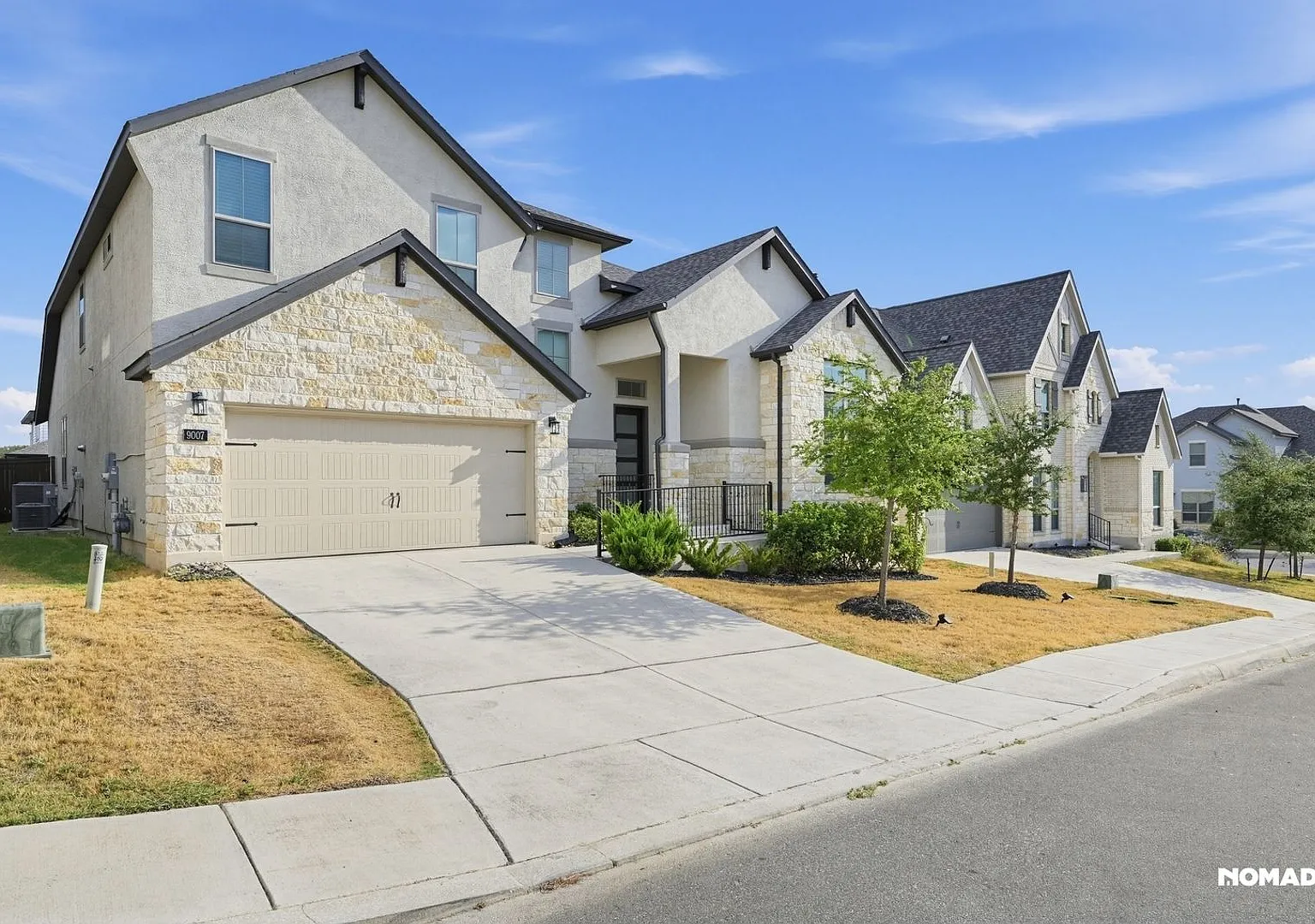 Spacious 4BR House in San Antonio — Photo 3
