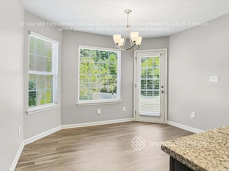 5212 Sunriver Rd — Photo 9