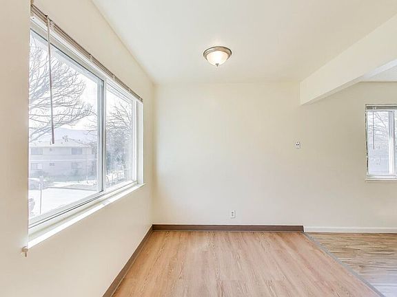 3rd image of 5677 Hoffman Ct #4