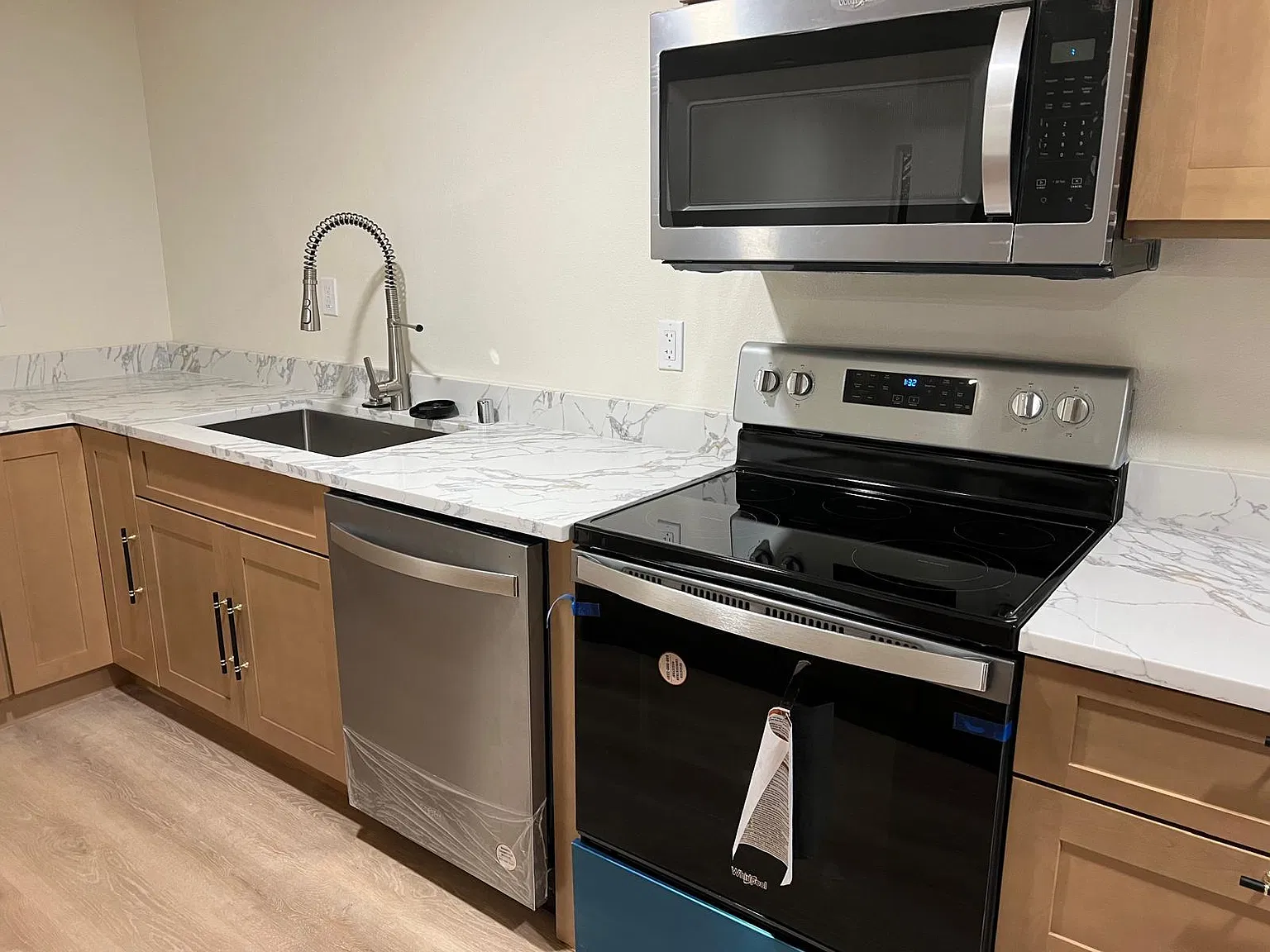 1 bed, 1500 sqft, $950 — Photo 3