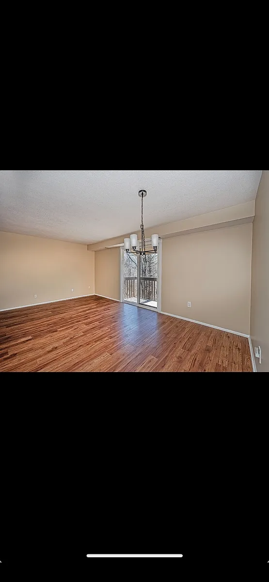 Building Photo - 329 Ridge Point Cir #B31