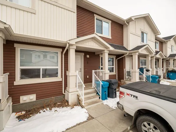 221 NE Silkstone Rd W #2, Lethbridge, AB T1J 4J9