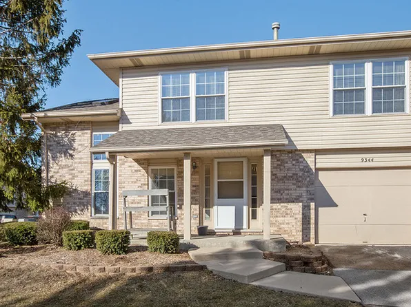 9344 Meadowview Dr, Orland Hills, IL 60487