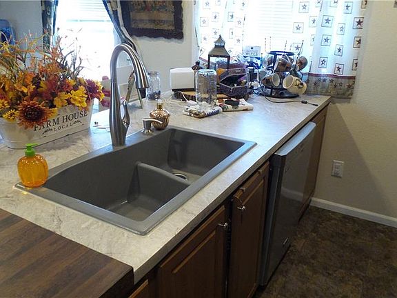 4th image of 4259 S Mountain Meadow Way