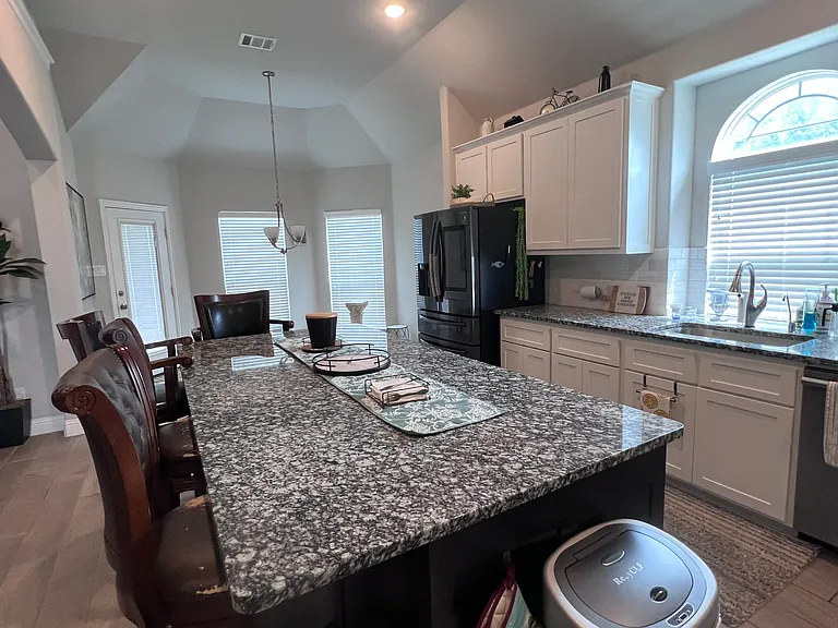 9832 El Colina Dr — Photo 9