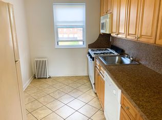 61-51 Springfield Blvd, Oakland Gardens, NY 11364