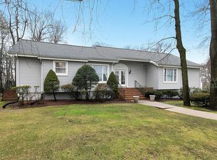 19 Wooley Way, Ocean, NJ 07712