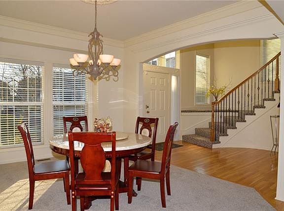 4th image of 4815 W 158th Pl