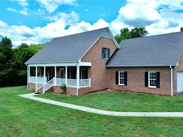 198 Captain Day Rd, Ronda, NC 28670