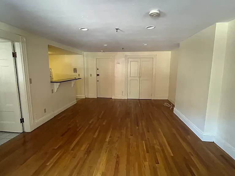 377 Commonwealth Ave #1 — Photo 3