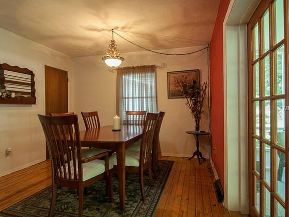 4th image of 410 Brentwood Ave