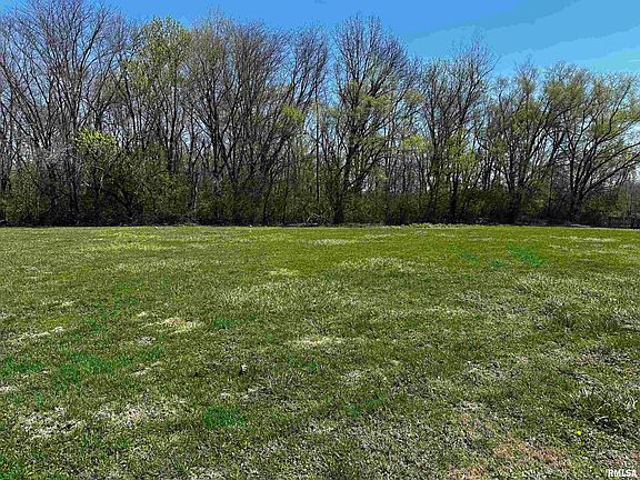 4th image of 3838 N 8th Street Rd