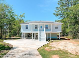 15032 Pawnee Pl, Kiln, MS 39556