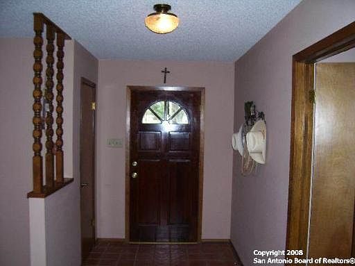 3rd image of 920 WILLOWBEND DR