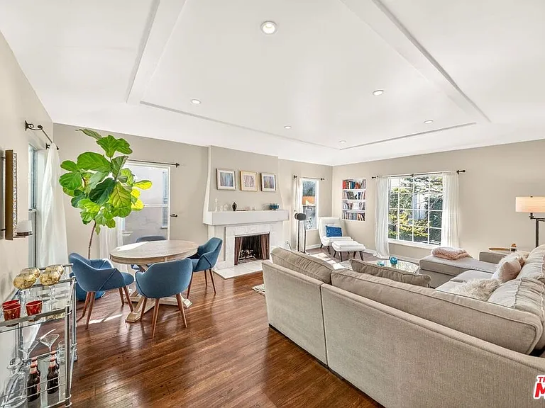 9928 Robbins Dr — Photo 13