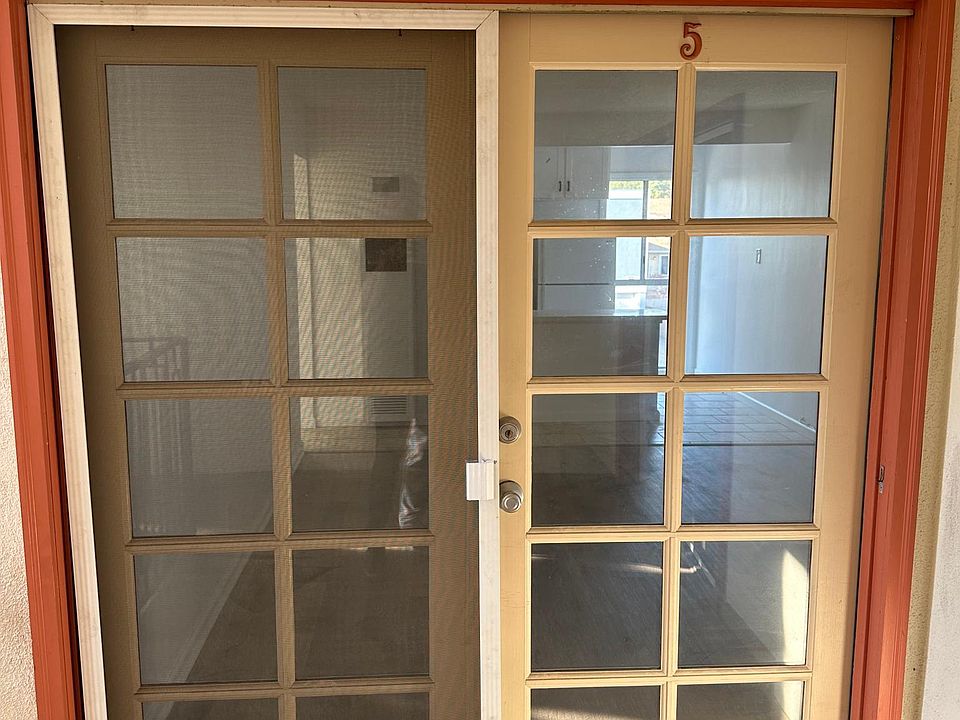 1st image of 3050 E 5th St APT 5