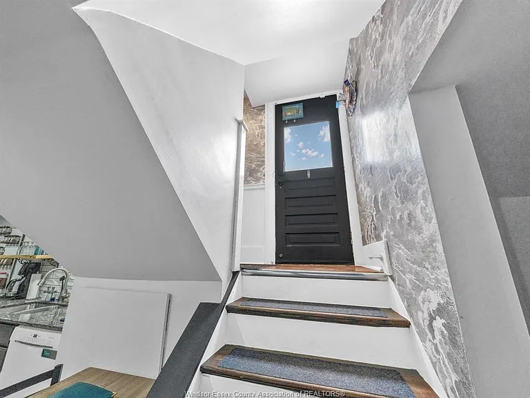 1029 Parent Ave #LOWER — Photo 27