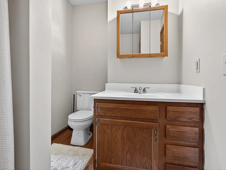 504 Seagraves Ave — Photo 15