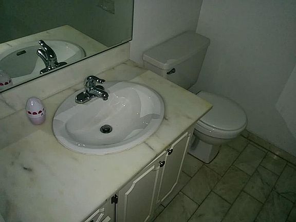 3rd image of 2620 NE 135th St APT 222