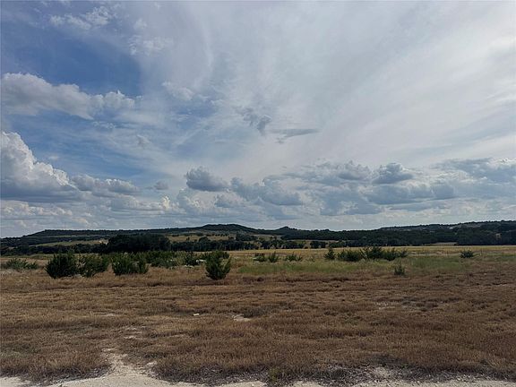 2nd image of 1 County Road 1320