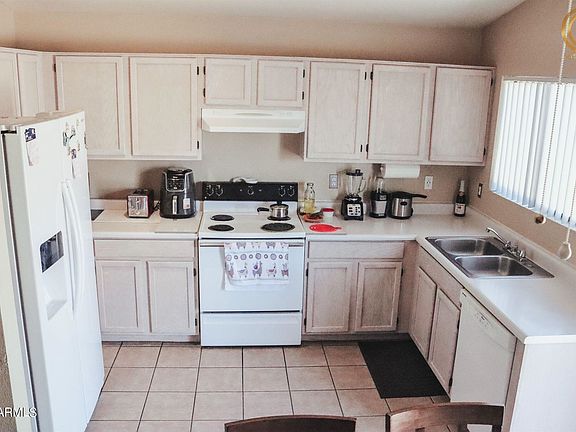 4th image of 4706 N 86th Dr