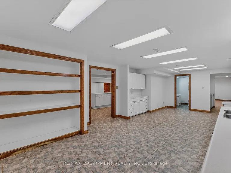 41 Candor Cres — Photo 47