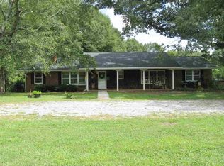 526 Holliday Dam Rd, Honea Path, SC 29654
