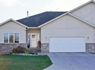 3597 Woodbury Park Dr S, Fargo, ND 58103
