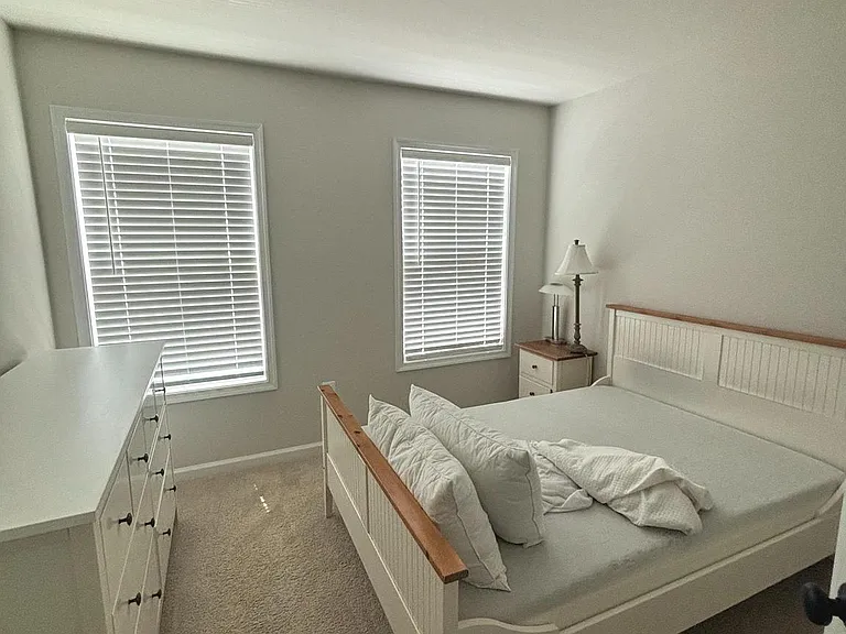 4105 Bolton Ct — Photo 11