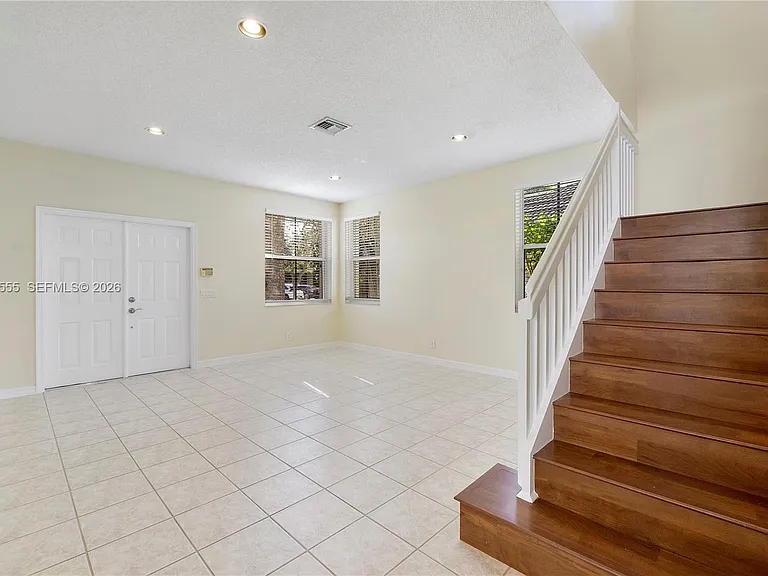 630 Vista Meadows Dr #0 — Photo 5