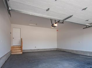 1419 Applewood Dr #&-1421, Fairfax, IA 52228