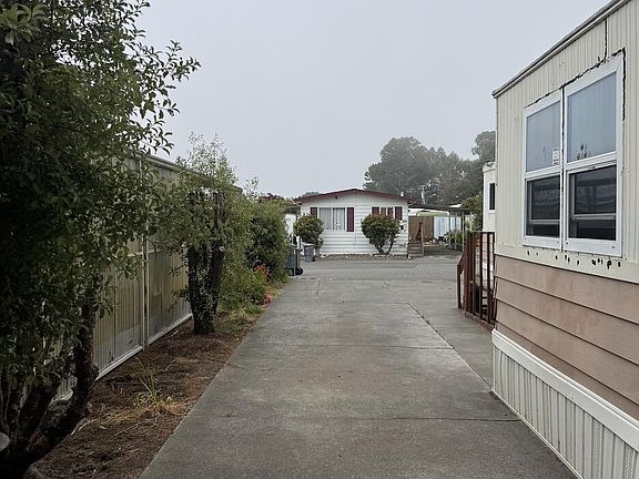 3rd image of 5529 Paradise Ln #1529