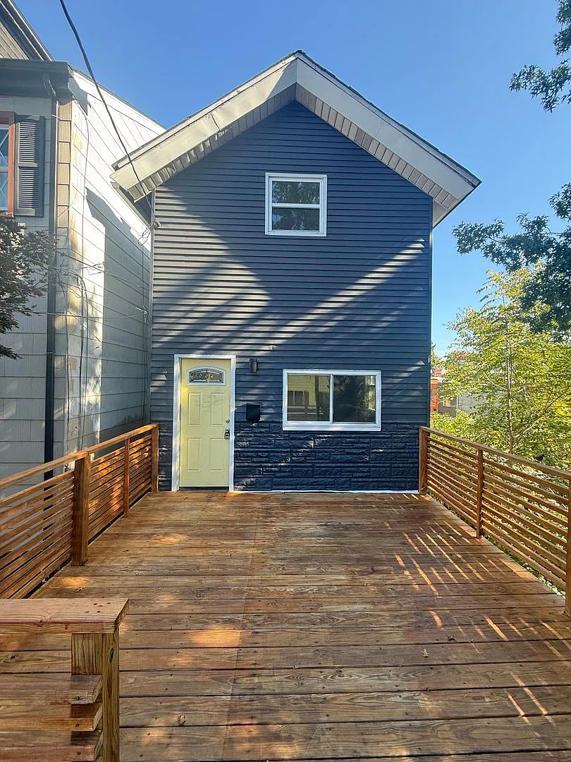 Newly Renovated 2 Bedroom In The Heart Of Bloomfield! — Photo 1