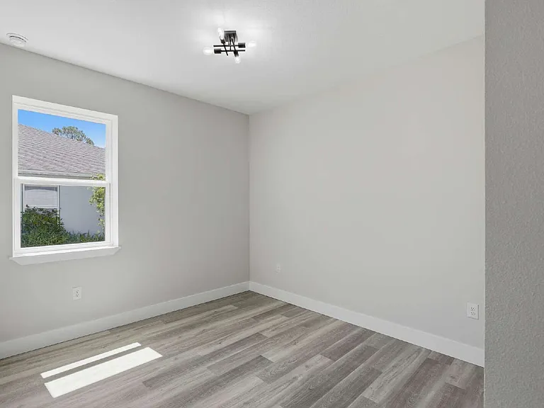 6 Unicorn Ct #A — Photo 19