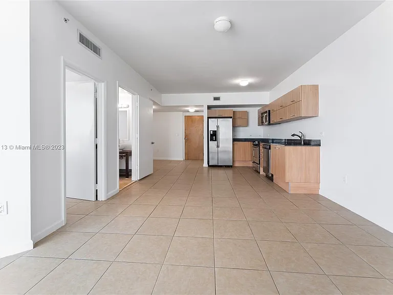 350 S Miami Ave #5 — Photo 8