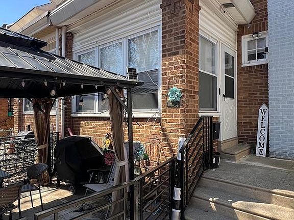 3rd image of 4926 Rorer St