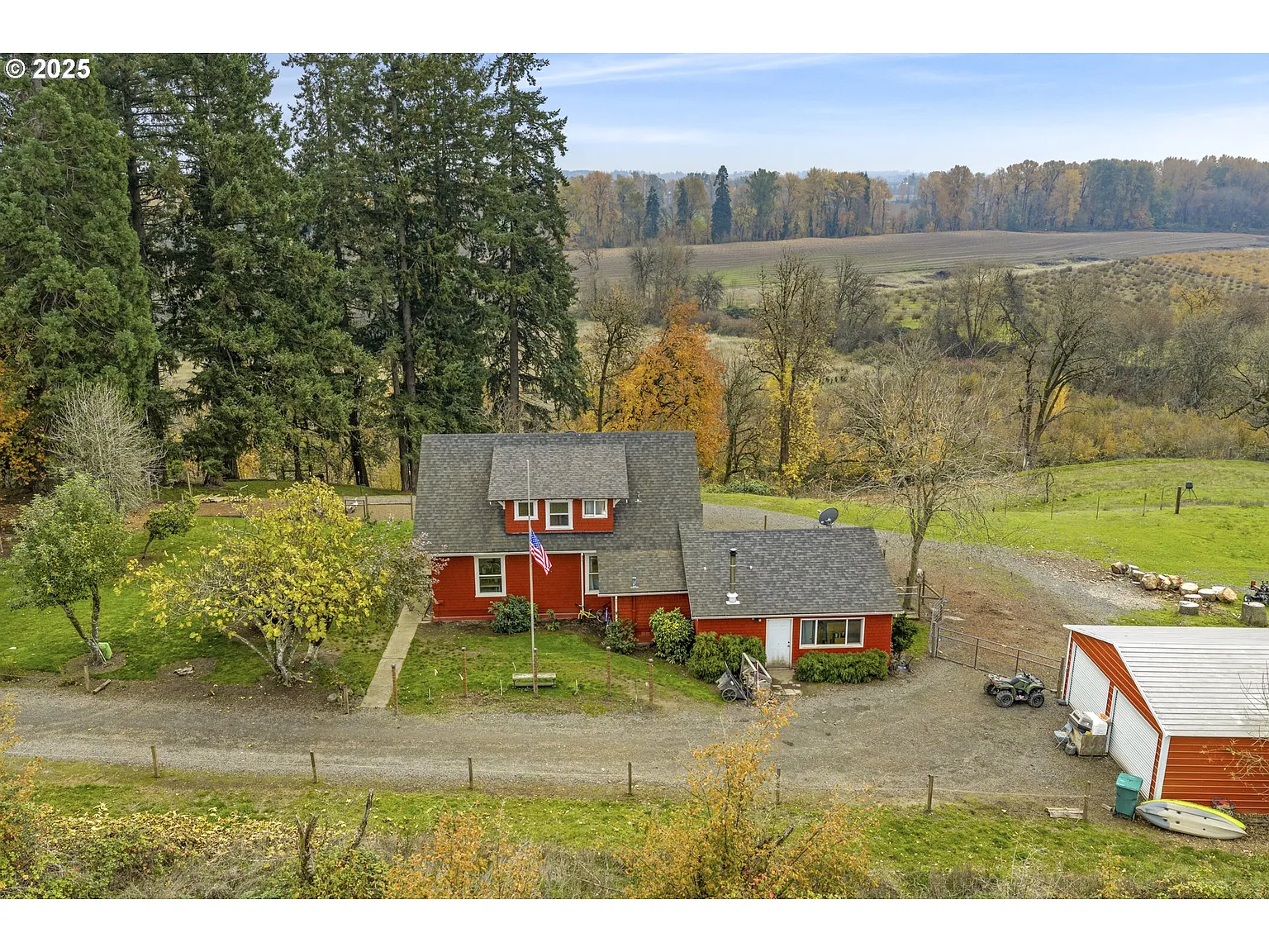 1824 NE Waterfront St photo 1