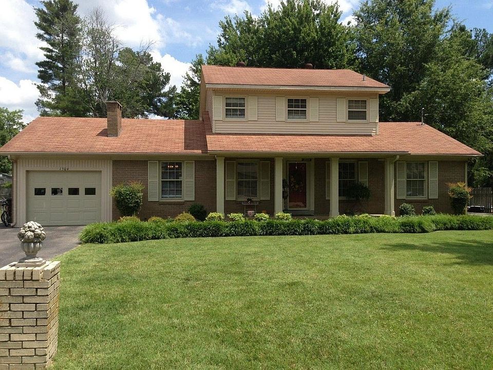 1st image of 1504 Parklane Dr