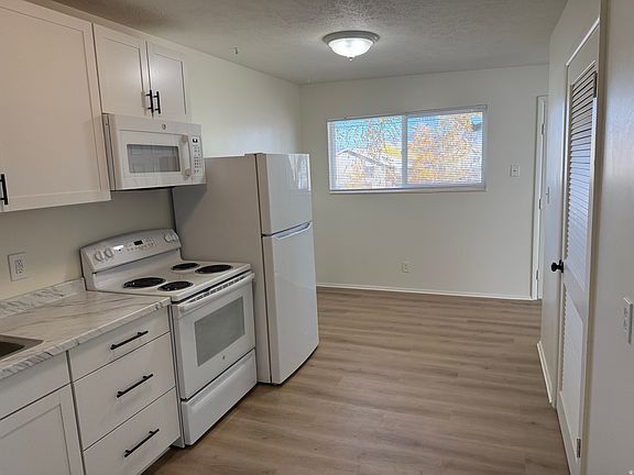 3rd image of 4352 S 3600 W
