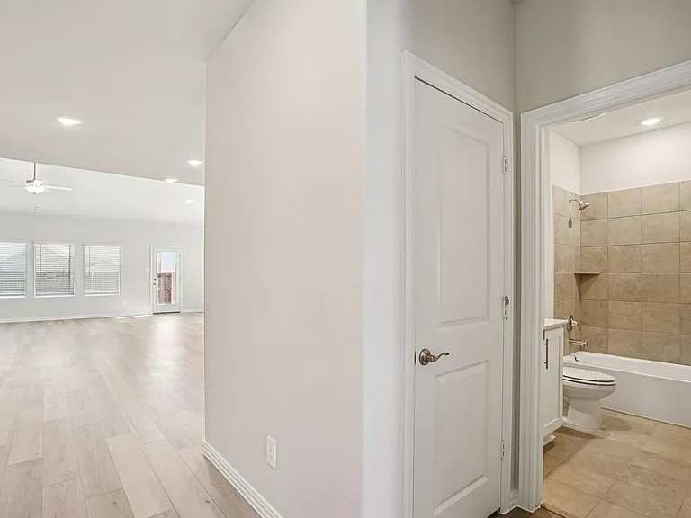 6205 Timberhurst Dr — Photo 11