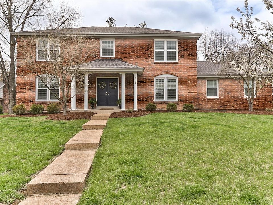 Brick home with over 3200 sq ft of living space