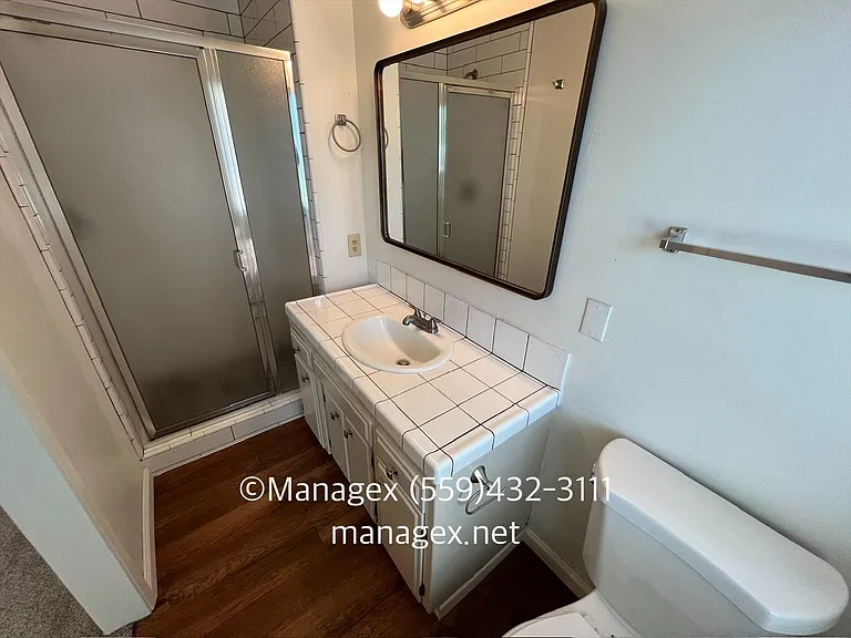 1272 W Dyer Ave — Photo 12