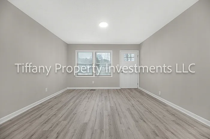 2331 Woodleaf Dr — Photo 18
