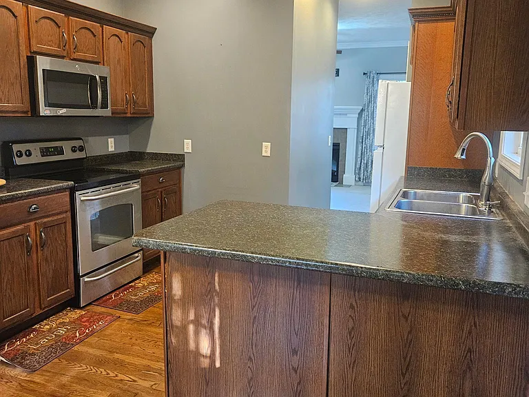 1309 Fisk Rd — Photo 9