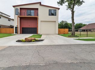 726 E Tecumseh St, Tulsa, OK 74106